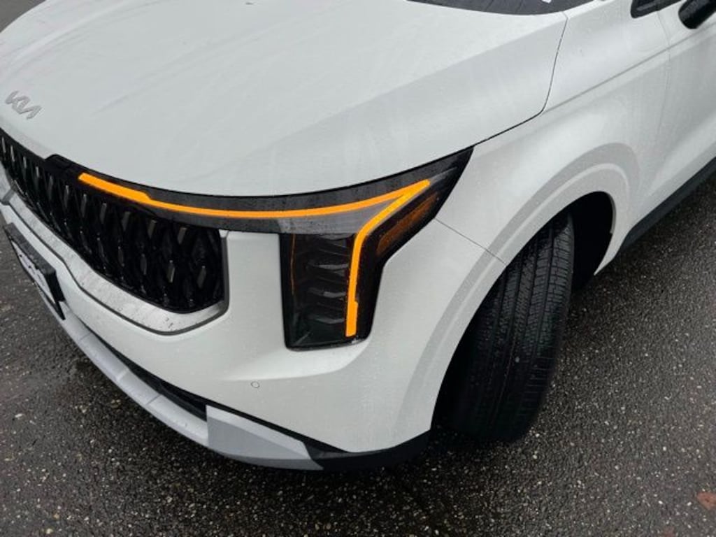 New 2026 Kia Carnival Hybrid LXS Van Passenger Van