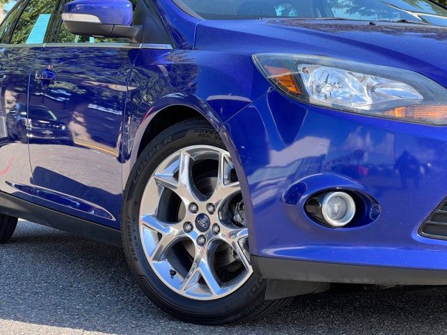 Used 2014 Ford Focus Titanium with VIN 1FADP3N26EL276977 for sale in Renton, WA
