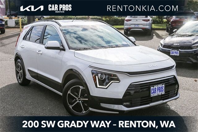 2025 Kia Niro SX's photo