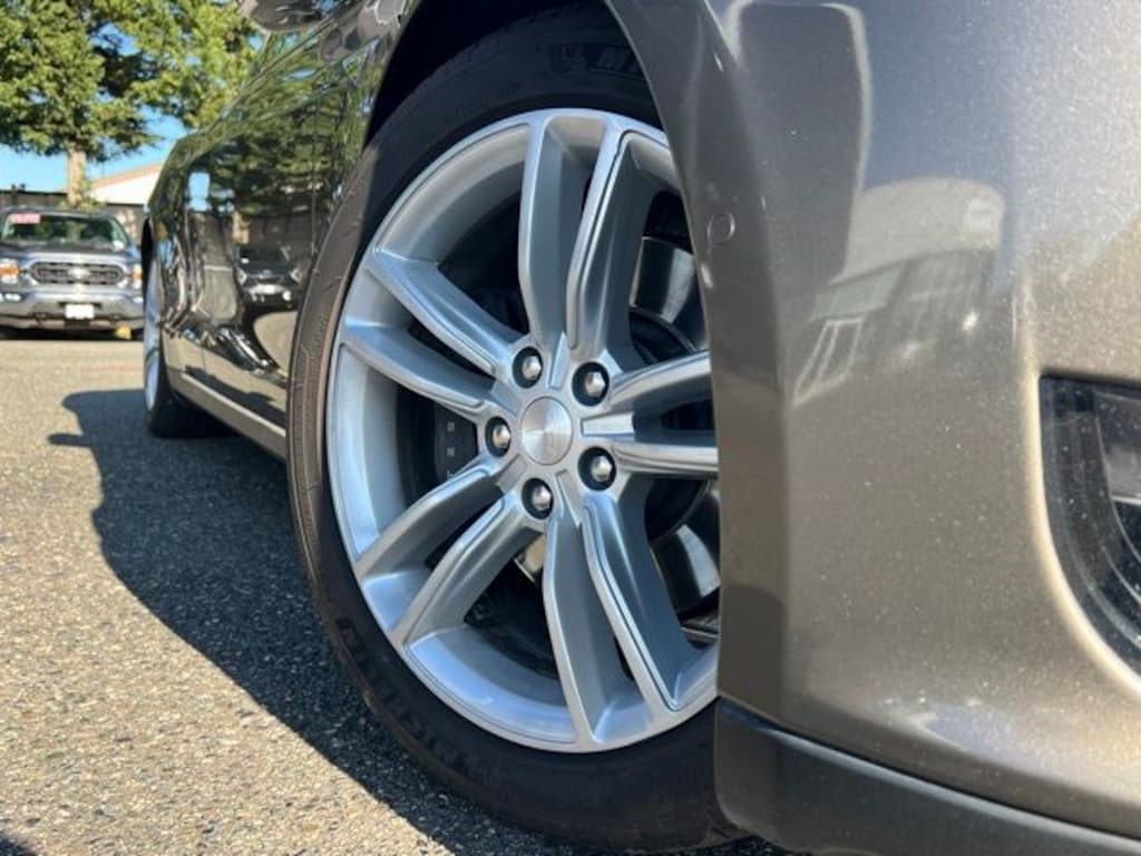 Used 2016 Tesla Model S 70D Sedan