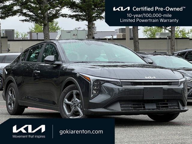 2025 Kia K4 LXS AT's photo