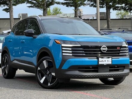 2025 Nissan Kicks SR SUV