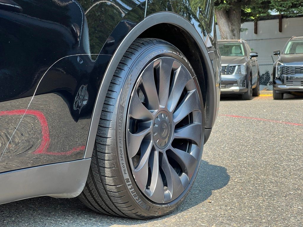 Used 2022 Tesla Model Y Performance with VIN 7SAYGDEF1NF344306 for sale in Renton, WA