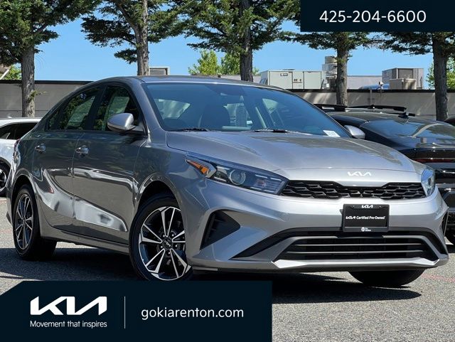 2024 Kia Forte LXS AT's photo