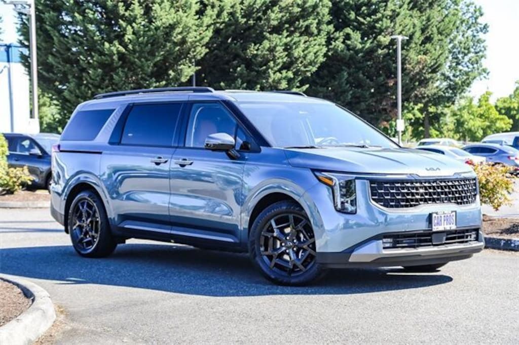 New 2026 Kia Carnival Hybrid SX Van Passenger Van