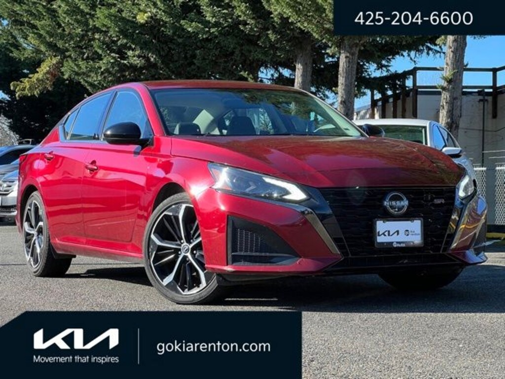 Used 2023 Nissan Altima 2.5 SR Sedan