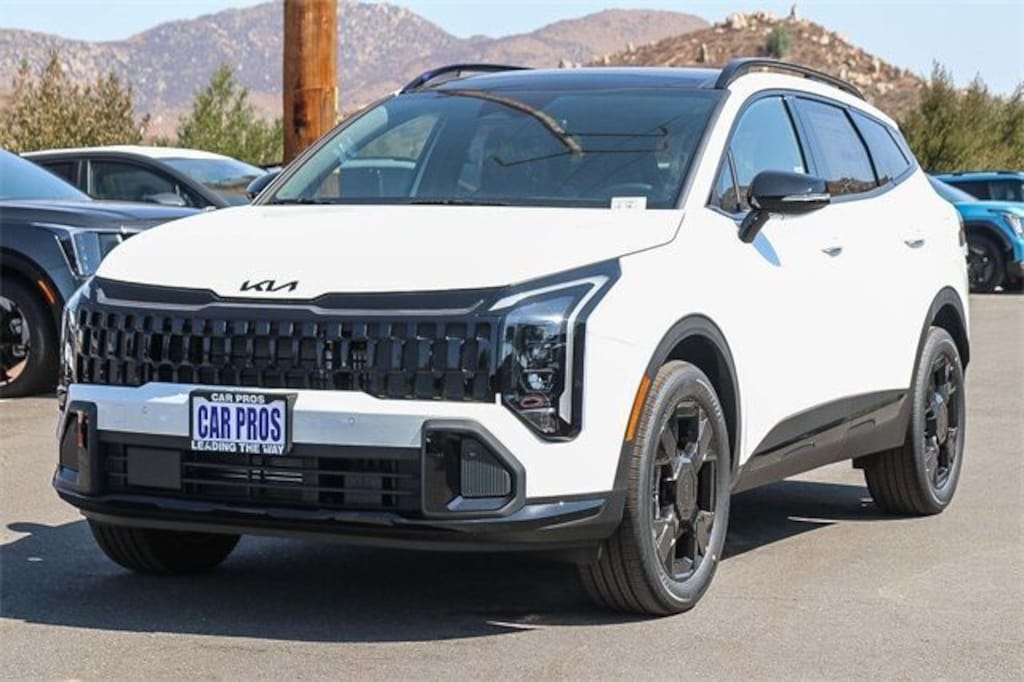 New 2026 Kia Sportage Hybrid X-Line SUV