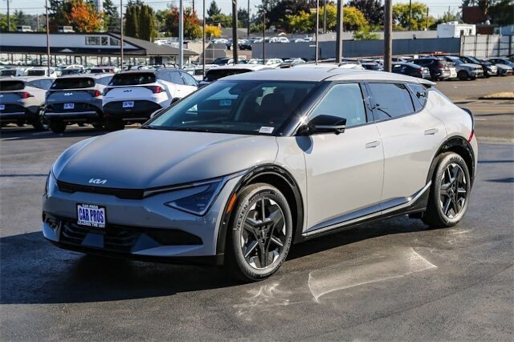 New 2025 Kia EV6 Wind SUV