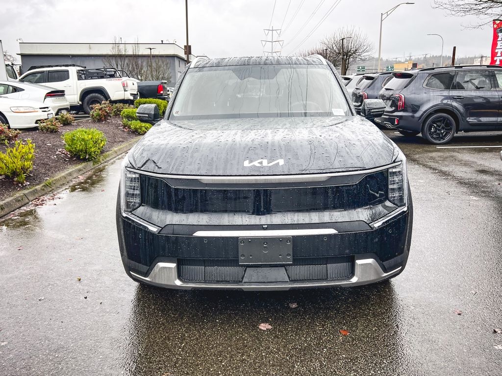 New 2026 Kia EV9 Wind SUV