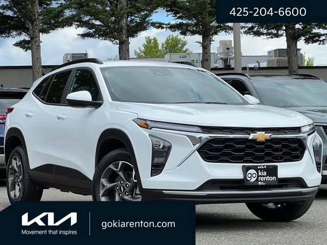 2025 Chevrolet Trax LT's photo