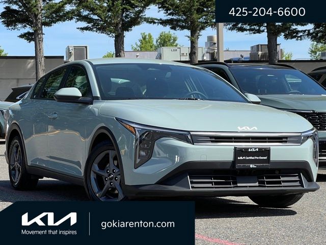 2025 Kia K4 LXS AT's photo
