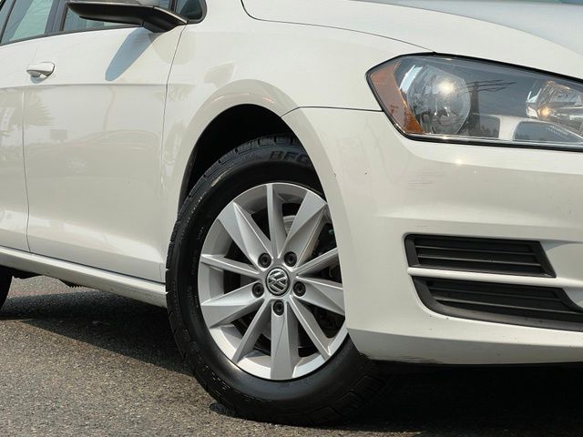 Used 2017 Volkswagen Golf S with VIN 3VW217AUXHM069820 for sale in Renton, WA