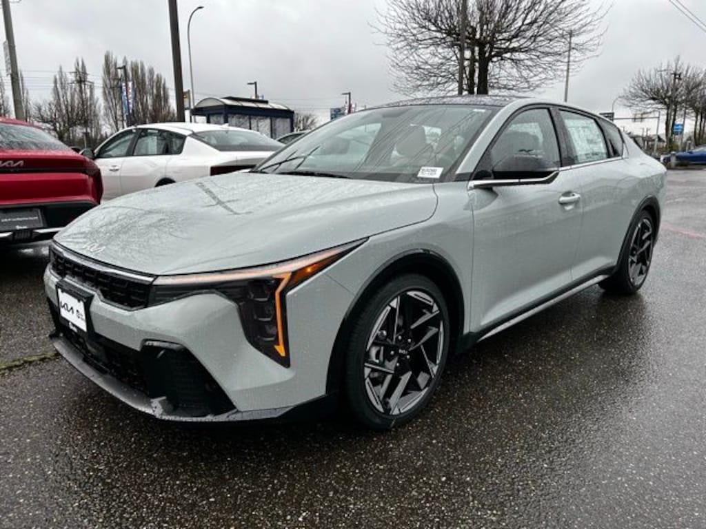 New 2025 Kia K4 GT-Line Sedan