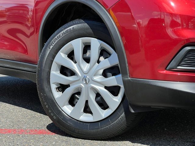 Used 2015 Nissan Rogue S with VIN KNMAT2MV1FP505056 for sale in Renton, WA