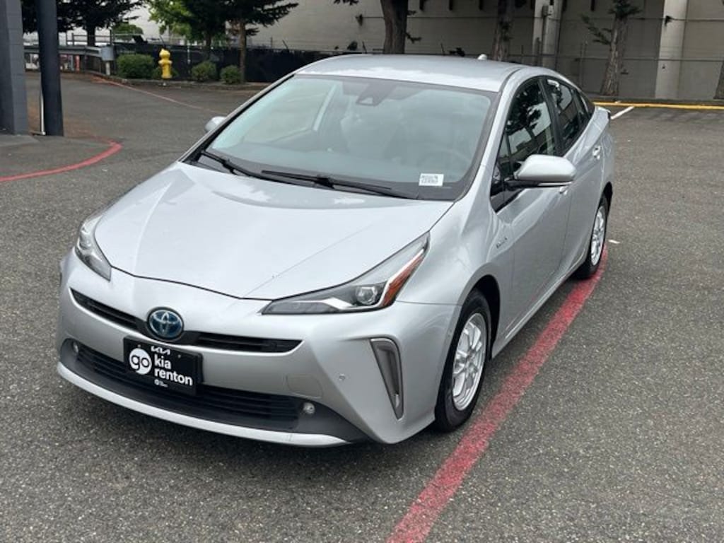 Used 2020 Toyota Prius LE AWD-e Hatchback