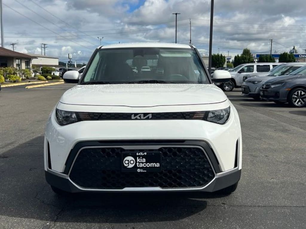 Used 2024 Kia Soul LX Hatchback