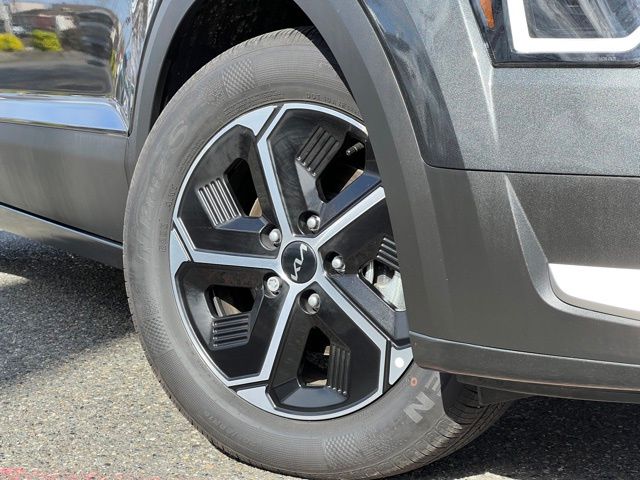 Certified 2025 Kia Niro EX with VIN KNDCS3LF8S5257583 for sale in Renton, WA