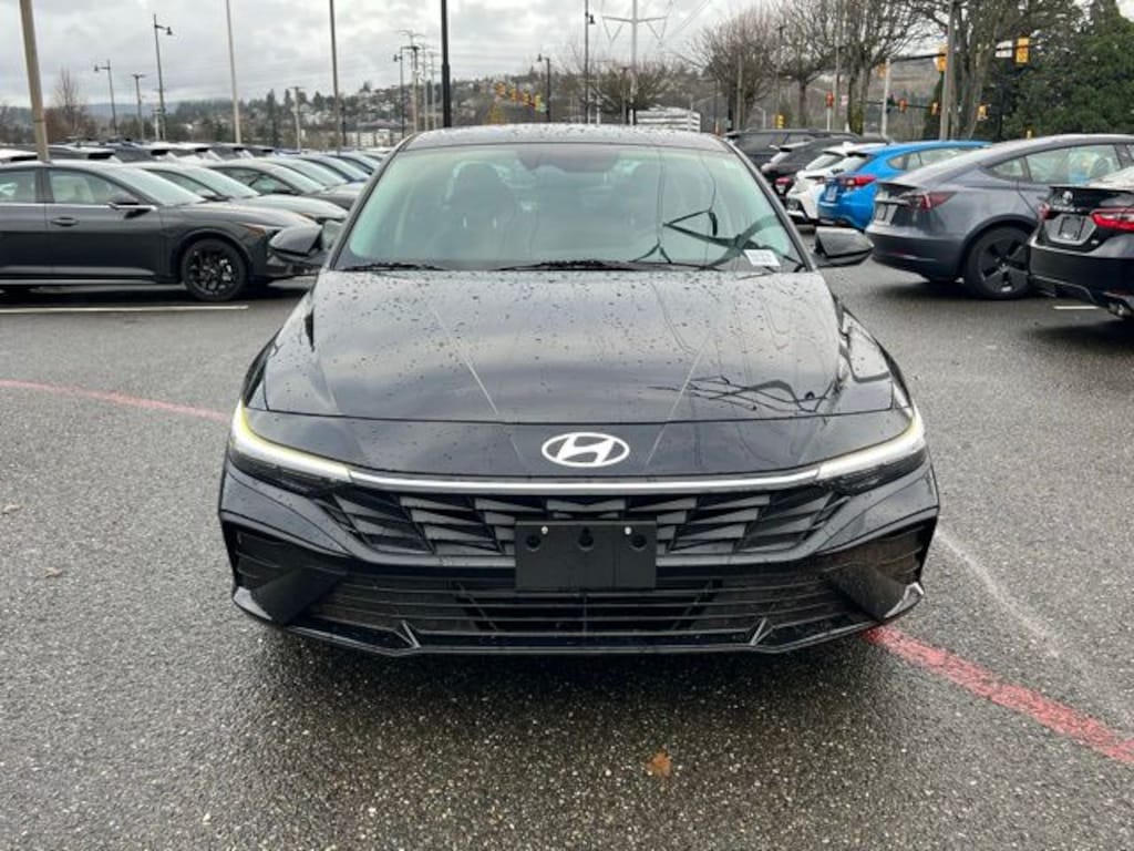 Used 2024 Hyundai Elantra SEL Sedan