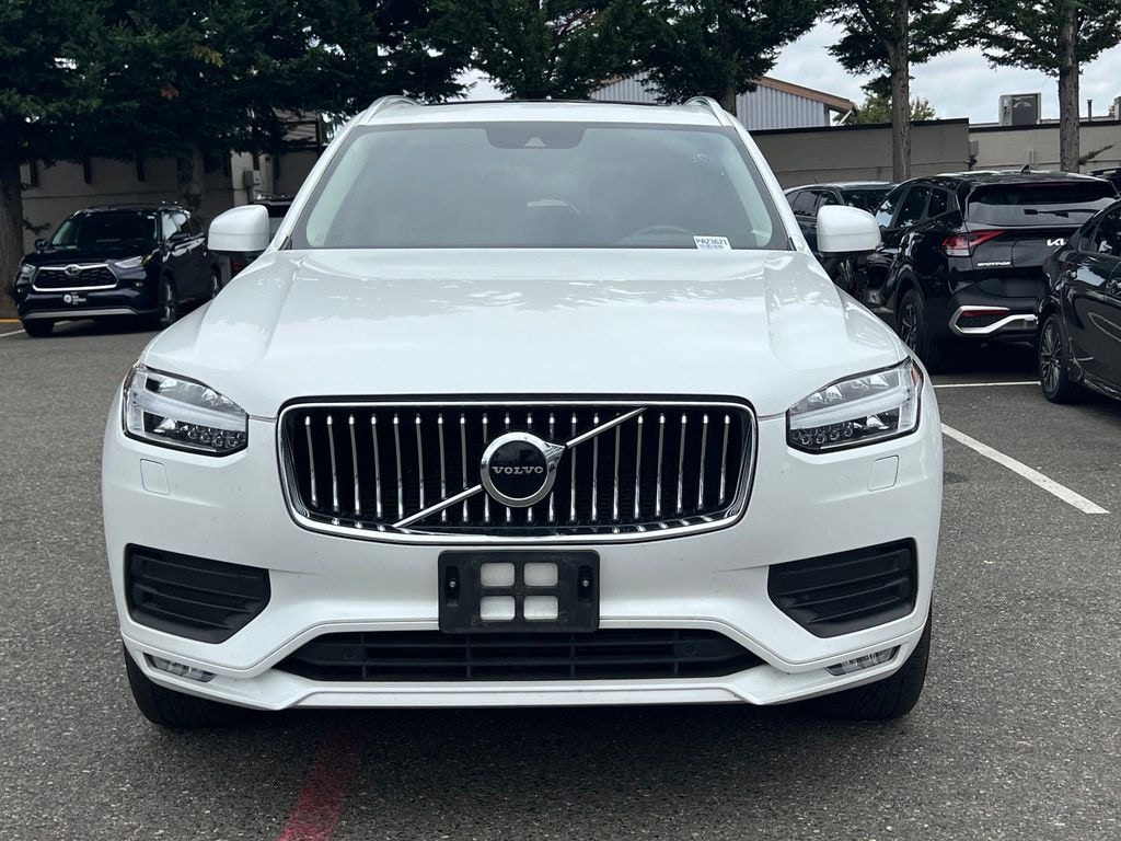Used 2022 Volvo XC90 T5 Momentum SUV