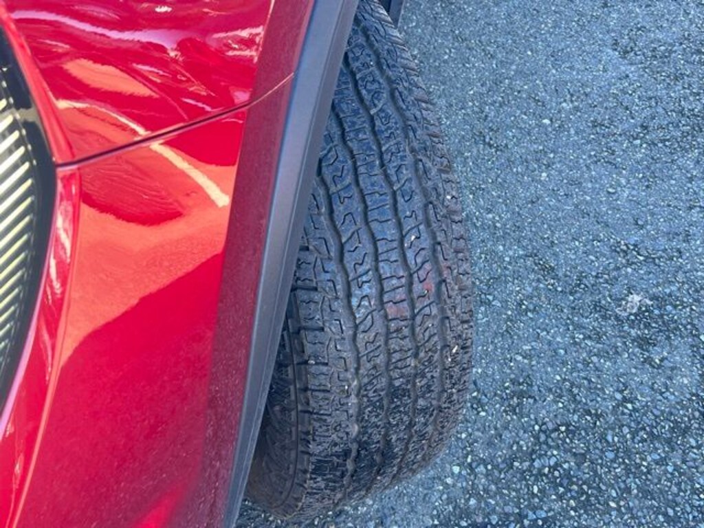 Used 2025 GMC Acadia AT4 SUV