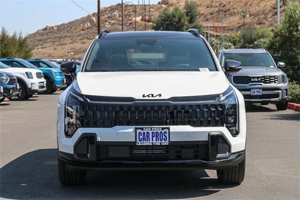 New 2026 Kia Sportage Hybrid X-Line SUV