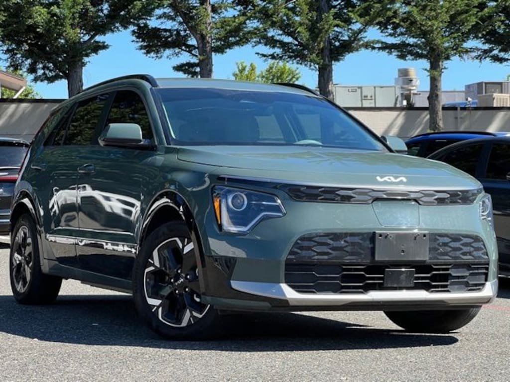 Certified 2023 Kia Niro EV Wind SUV
