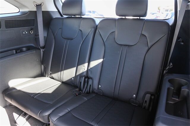 2025 Kia Sorento X-Line SX - Photo 17