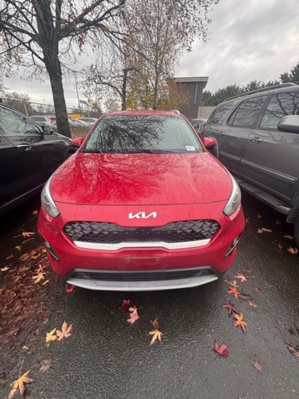 Used 2022 Kia Niro LX SUV