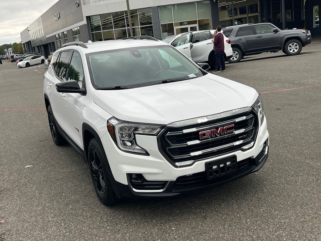 Used 2022 GMC Terrain AT4 SUV