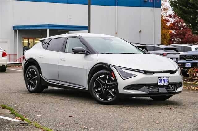 2025 Kia EV6 Wind's photo