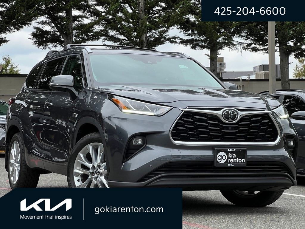 Used 2020 Toyota Highlander Limited SUV