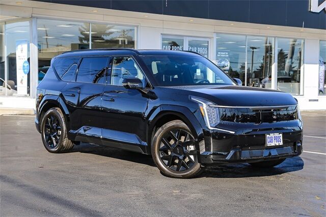 2026 Kia EV9 Land's photo