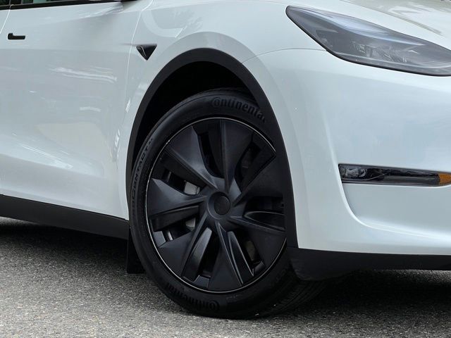 Used 2025 Tesla Model Y Long Range with VIN 7SAYGDEE2SF301354 for sale in Renton, WA