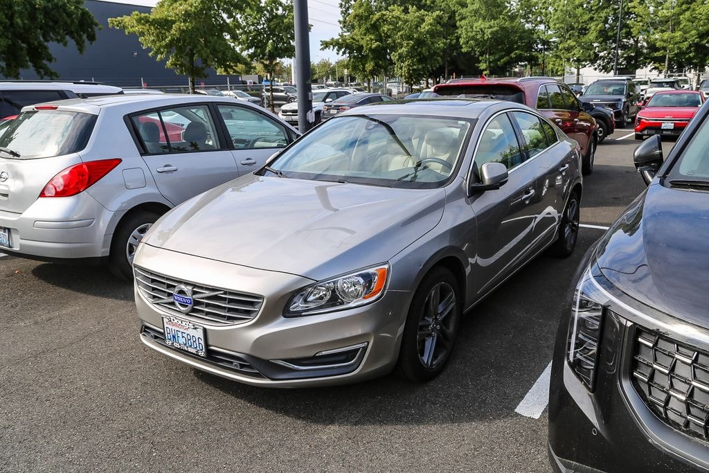 Used 2015 Volvo S60 T5 Premier Sedan