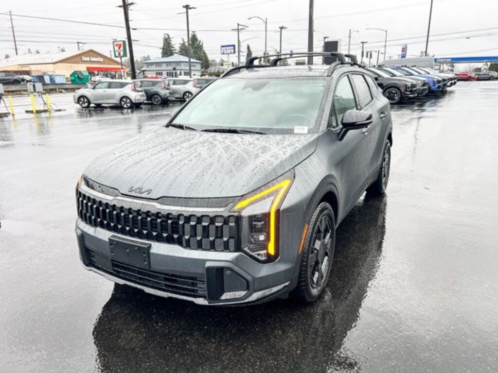 New 2026 Kia Sportage Plug-In Hybrid X-Line SUV