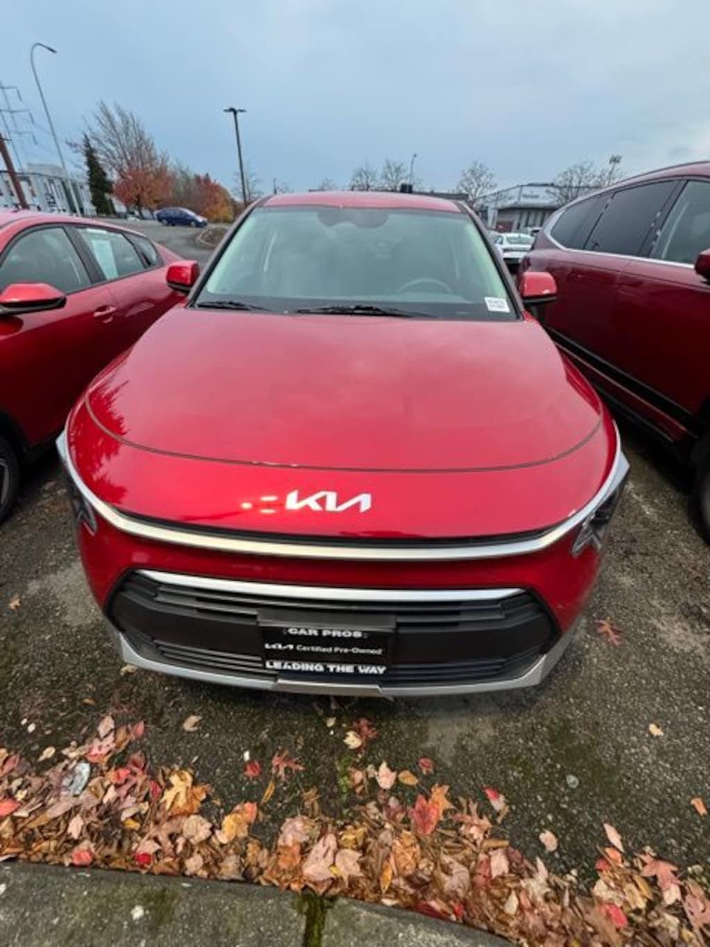 Used 2025 Kia Niro LX SUV