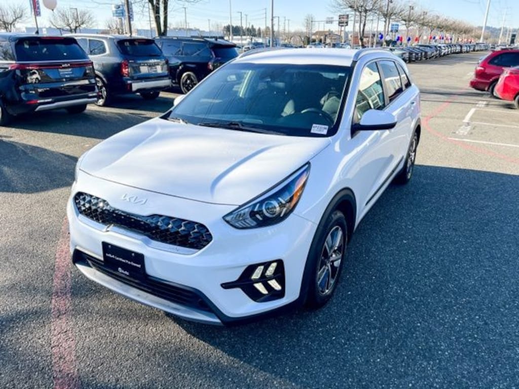 Certified 2022 Kia Niro LXS SUV
