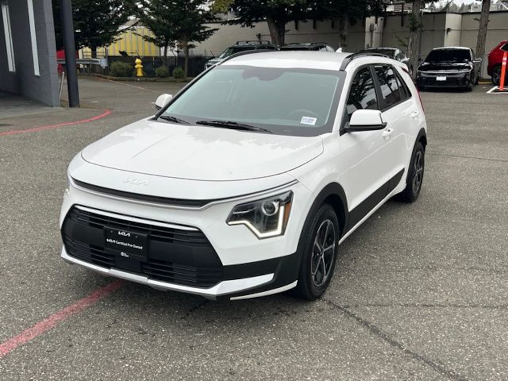 Certified 2023 Kia Niro EX SUV