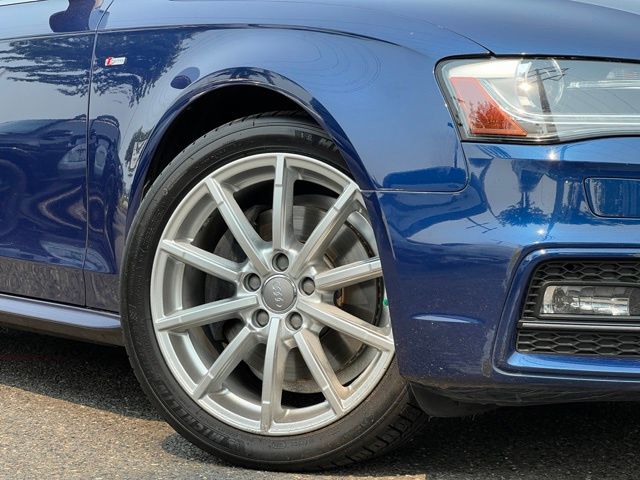 Used 2014 Audi A4 Premium with VIN WAUFFAFL0EN024208 for sale in Renton, WA
