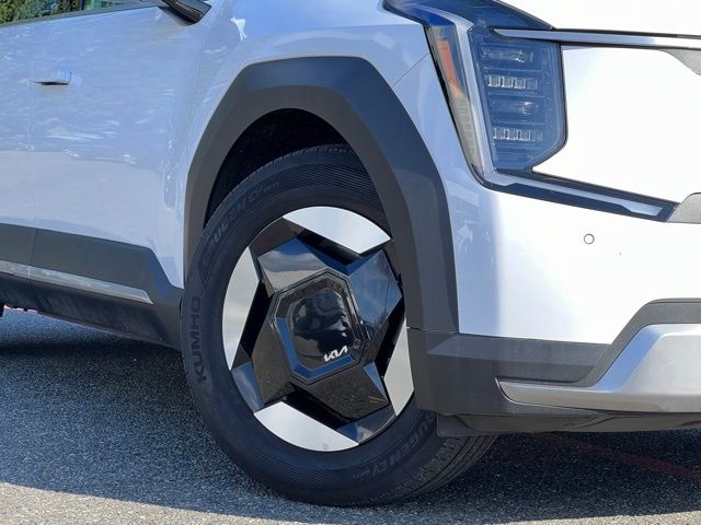 Certified 2025 Kia EV9 Wind with VIN 5XYAFFS56SG002105 for sale in Renton, WA