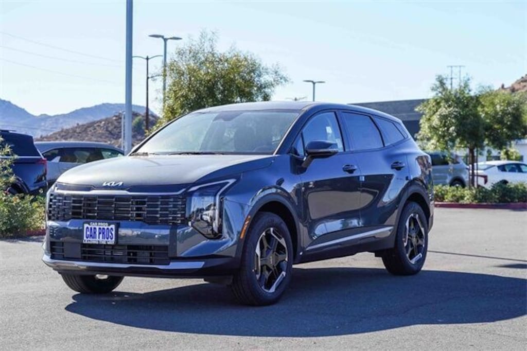 New 2026 Kia Sportage Hybrid S SUV