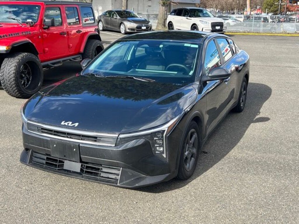 Used 2025 Kia K4 LXS Sedan