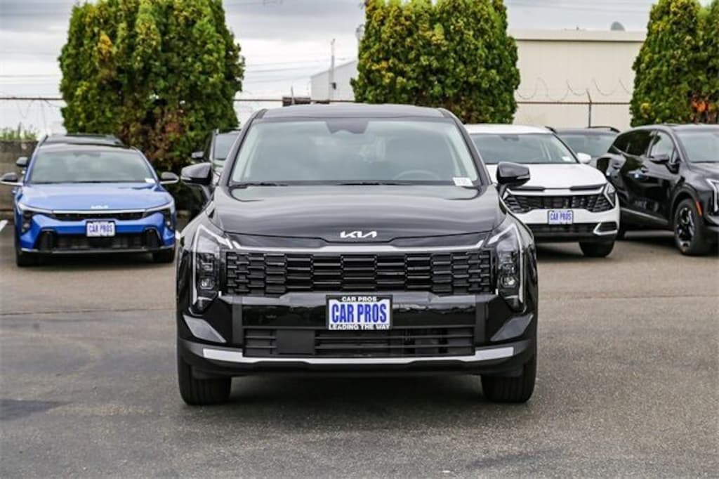 New 2026 Kia Sportage Hybrid S SUV
