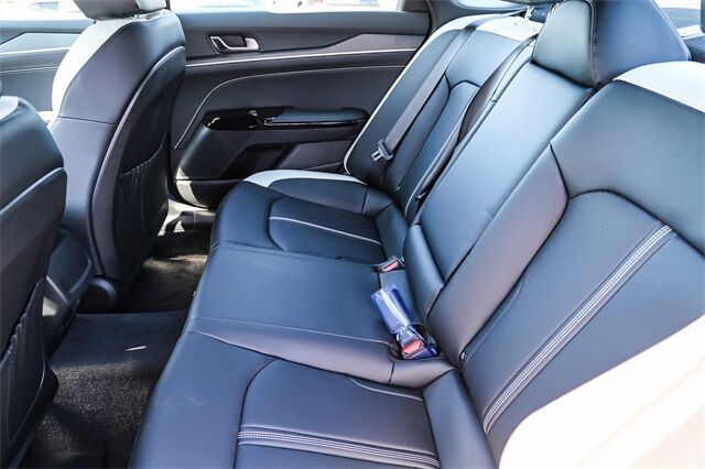 2026 Kia K5 GT-Line - Photo 13
