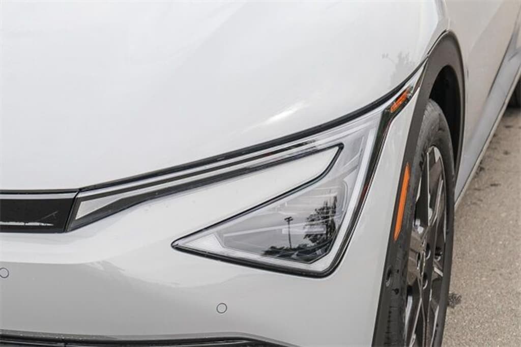 New 2025 Kia EV6 Light Long Range SUV