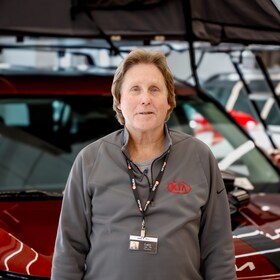 Staff member Larry Linde from ID_d5f749