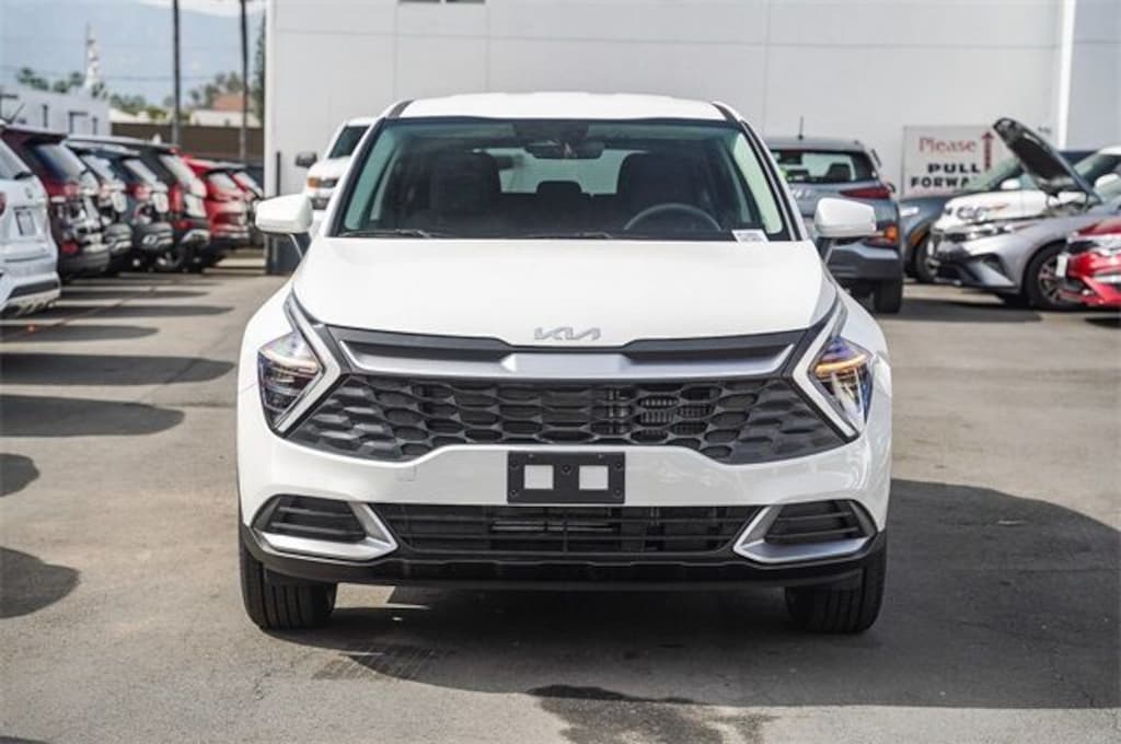 New 2025 Kia Sportage Hybrid LX SUV