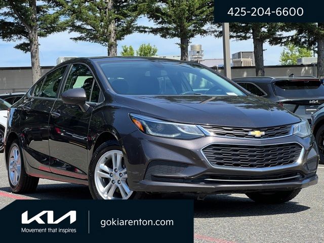 2017 Chevrolet Cruze LT Auto's photo