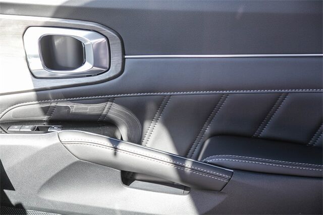 2025 Kia Sorento X-Line SX - Photo 19