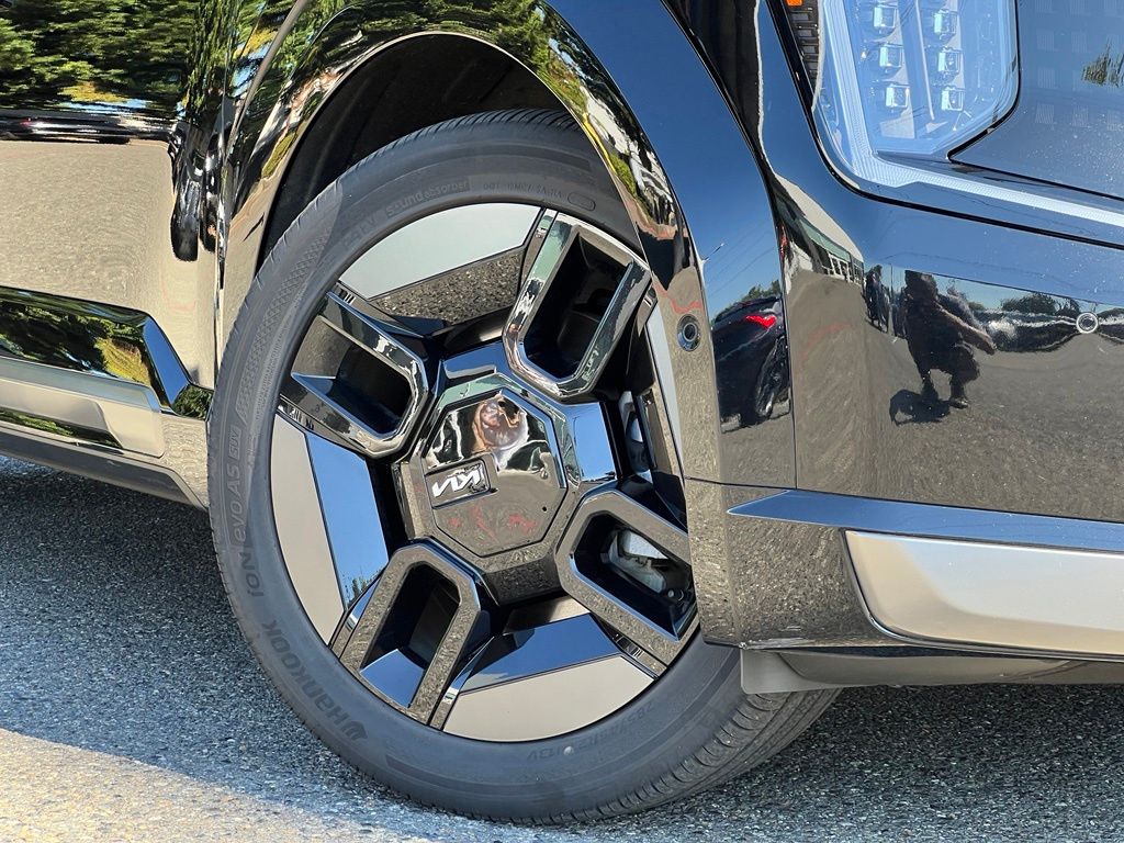 Certified 2024 Kia EV9 GT-Line with VIN KNDAEFS59R6037432 for sale in Renton, WA